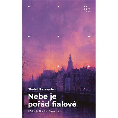 Nebe je pořád fialové