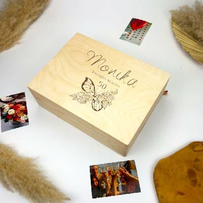 Lovelu Dárkový box k narozeninám pro ženu s gravírováním