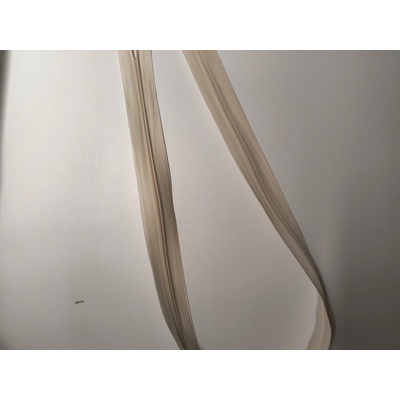 Zdrhovadla WS0 60 cm skrytá, smetanová