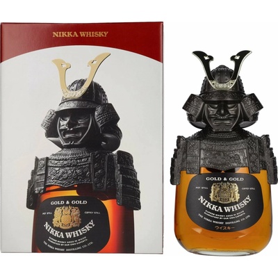 Nikka Gold & Gold Samurai Metall 43% 0,75 l (kazeta)