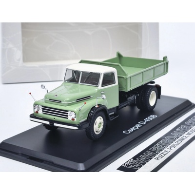 Premium ClassiXXs Csepel D-450 green 1:43