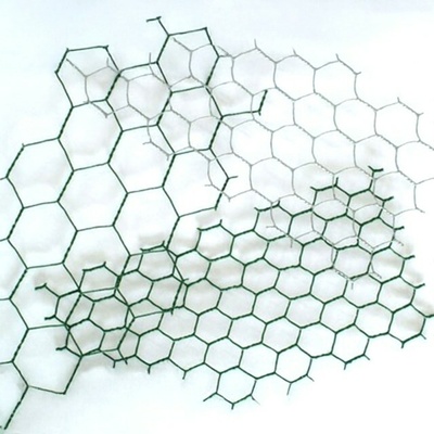 Králičí šestihranné pletivo poplastované | zelené | oko 25 × 25 mm | drát 0,9 mm – Sleviste.cz