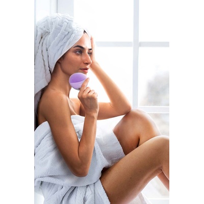 FOREO Двустранен масажор за почистване на лице FOREO LUNA 4 Mini (F1290)