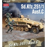 Academy Германски БТР Sd. Kfz. 251/1 Ausf. C (13540)