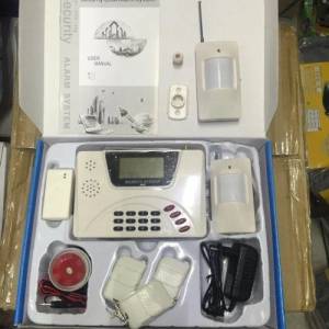  Ip-ap022 - gsm аларма с 2.6" lcd дисплей, клавиатура, 2 обемни датчика, 1 МУК и 3 дистанционни