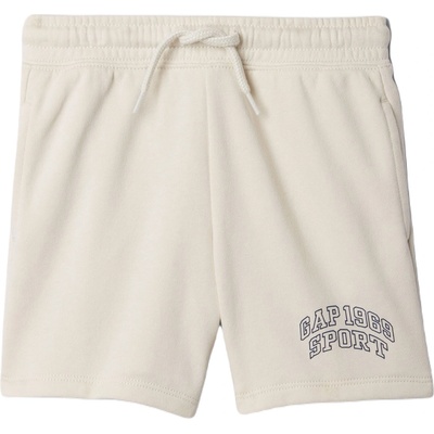 GAP Fashion logo 3y