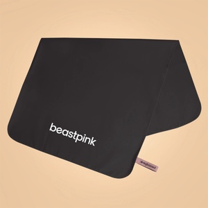 GymBeam BeastPink Кърпа за спорт Mini Shadow