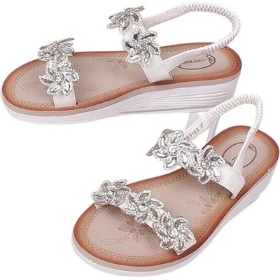 Бели кожени сандали с цветя