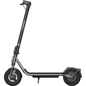Image 1 of Xiaomi Electric Scooter 6 Lite - ЧЕРЕН -- BLACK