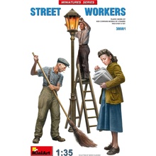 MiniArt Figure Set Street Workers 1:35