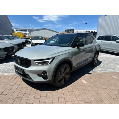 Volvo XC40 B4 Ultra 145 kW