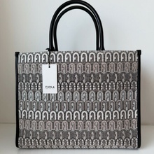 Furla tote Opportunity pudrová
