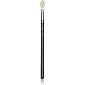 MAC Cosmetics Brush 217S Blending Brush четка за прилагане на сенки за очи