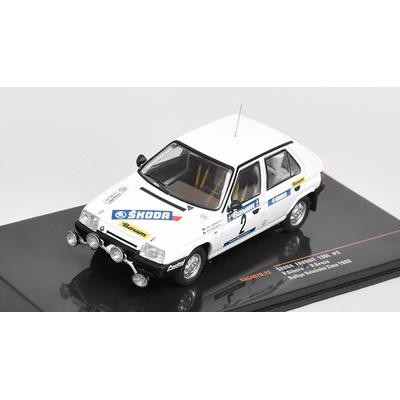 Ixo Škoda Favorit Rallye Valašská Zima 1989 Sibera/Gross 1:43