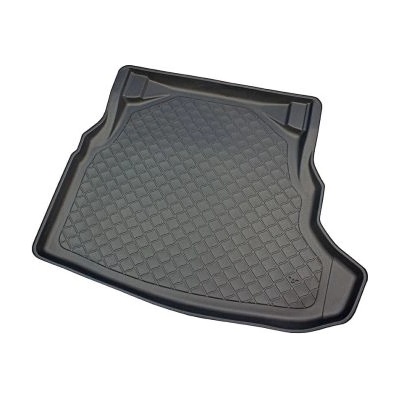 Гумирана стелка за багажник за Mercedes C-Class W205 (2014+) Sedan back seat not leaning forward (not foldable)