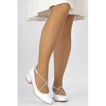 Nízke luxusné kožené lodičky s remienkom MENENDEZ biele