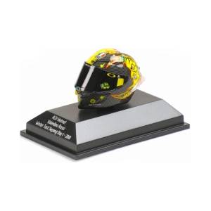 MINICHAMPS Модели на автомобили и мотоциклети модел на каска 1/8 Valentino Rossi MotoGP winter test DAY1 2018 - (TRS3077-4003)