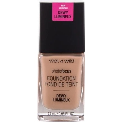 Wet n Wild Photo Focus ľahký hydratačný make-up pre rozjasnenie pleti Classic Beige 28 ml