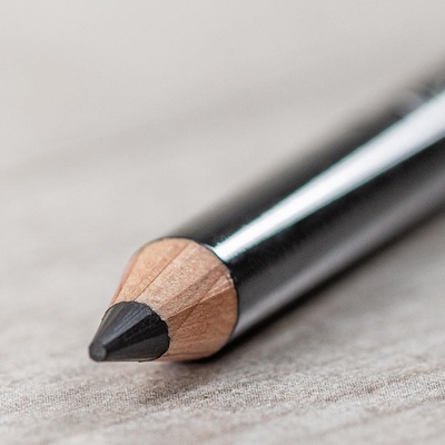 Benecos přírodní tužka na oči Black 1,13 g – Zbozi.Blesk.cz