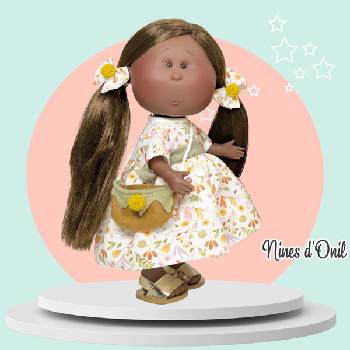 Ръчно изработена кукла от Испания - Мия с дълга коса, рокля с флорални мотиви и чантичка (ndo-3130)