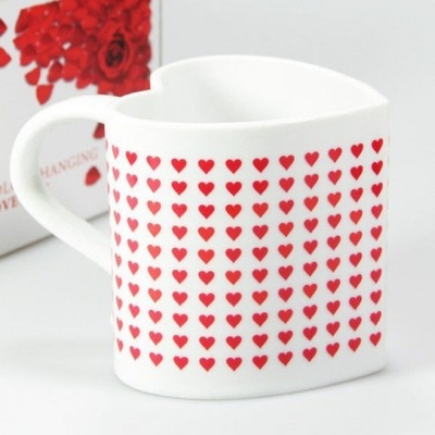 Out of the blue KG Magický hrnček srdce 300 ml