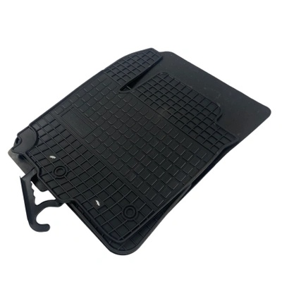 Гумени стелки за Suzuki SX4 S-Cross (2020+)