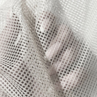 Síť polyesterová pro oblečení Bílá, oko 2x2mm
