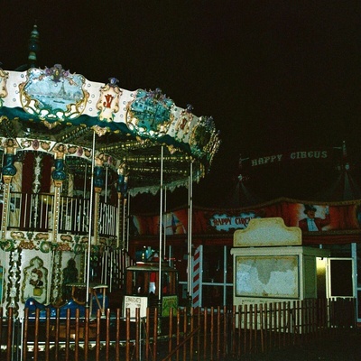 Trauma Ray - Carnival (Red/Clear Coloured) (LP) (0683950558700)