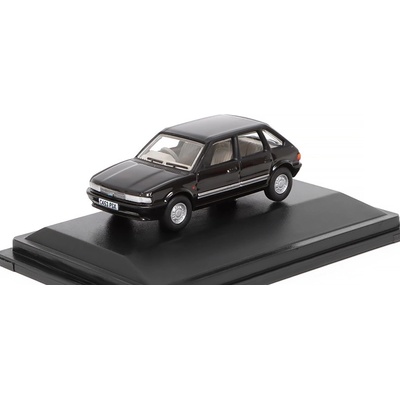Oxford Austin Maestro černá 1:76