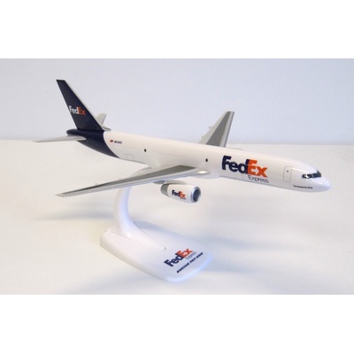 PPC Holland Boeing 757 236 SF FedEx Express Named Declan Snap Fit 1:200