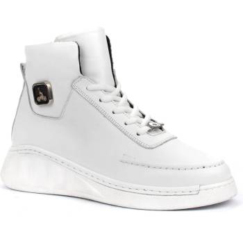 Image 1 of Бели дамски боти от естествена кожа