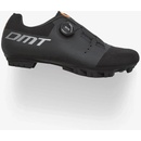 DMT KM4 2025 černá