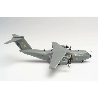 Herpa A400M Atlas "Touraine“ French Air ForceArmée de l´Air, Base Aérienne 123, Orléans-Bricy „10.000 Hours“ 1:200