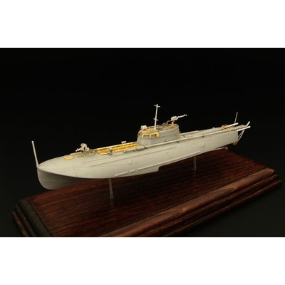 Brengun Tupolev G-5 mod XIII Construction kit of soviet torpedo boat 1:144