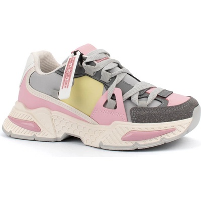 Дамски спортни обувки