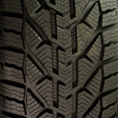 Sebring Snow 275/40 R20 106V