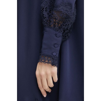 Bruuns Bazaar Рокля Bruuns Bazaar в тъмносиньо къса със стандартна кройка BBW4269 (BBW4269)