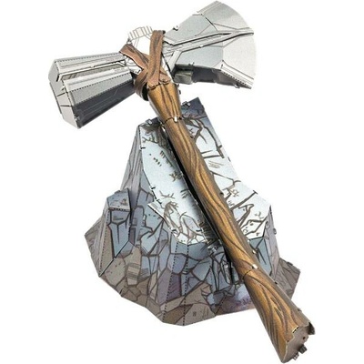 Metal Earth 3D puzzle Avengers: Thórova sekera 28 ks