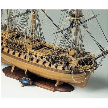 Corel HMS Bellona 1760 1: 100 комплект