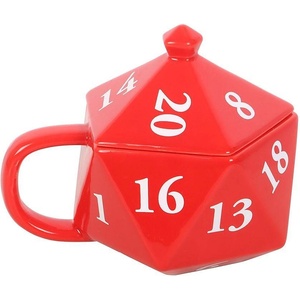 Jones Home & Gift Чаша с капак D20 Gaming Dice Shaped Mug, 500 ml