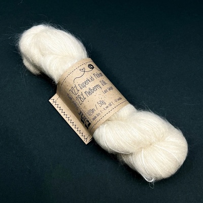 MMboutique 70% SuperKid Mohair 30% Mulberry Silk 420 m