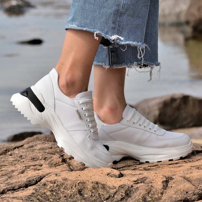 Tinti Shoes Дамски сникърси Rebeka white