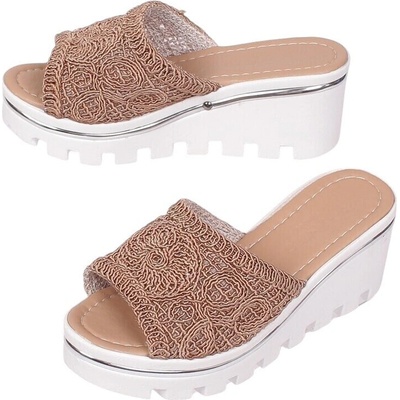 Дамски светлокафяви чехли с висока платформа