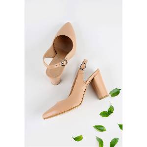 Moda Trend Дамски обувки с ток - Бежови #328346 (328346_Бежов)