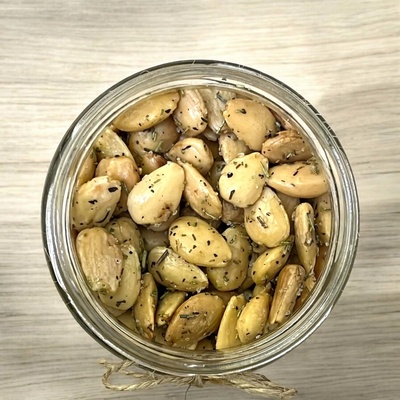 Nutworld Mandle pražené solené s bylinkami Valencie Deluxe 200 g