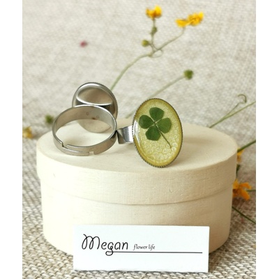 Meganflo Малък пръстен с детелинка