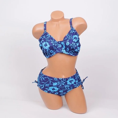 Бански в два нюанса синьо с цветя - чашка d