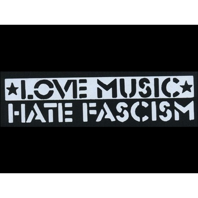 Zádovka LOVE MUSIC HATE FASCISM nápis