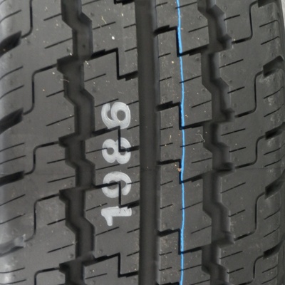 Kumho 857 205/75 R14 109R