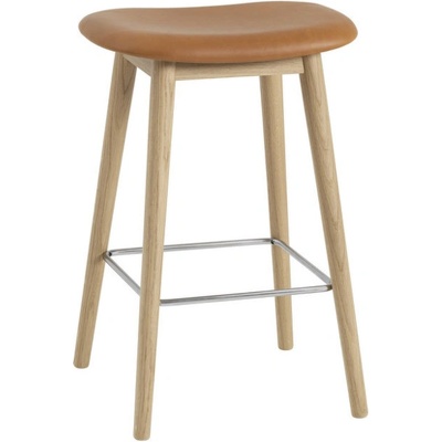 Muuto Fiber 65cm wood base oak + cognac